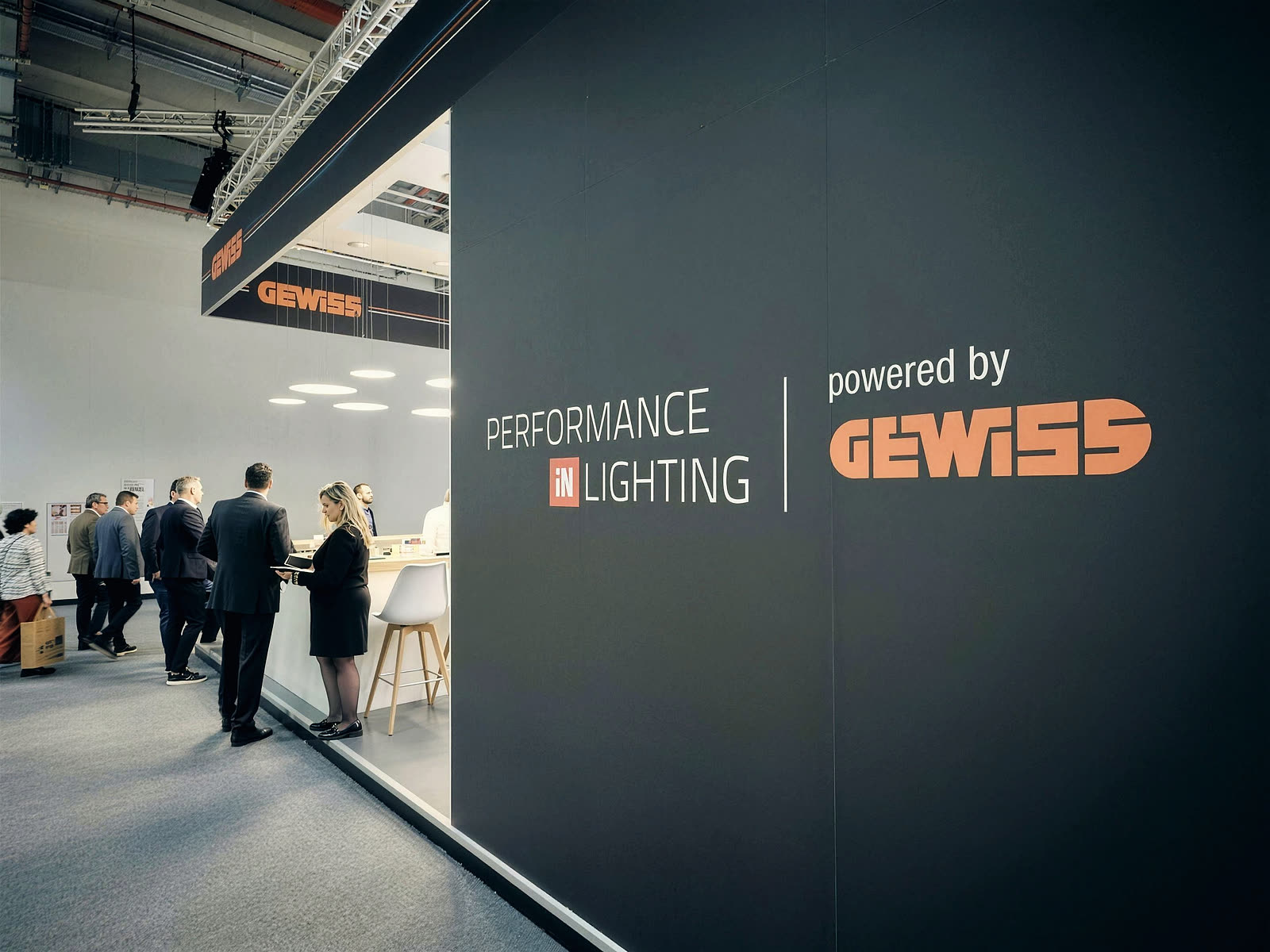 Messestand einer Lichtmesse, Foto von VYSUALIZED