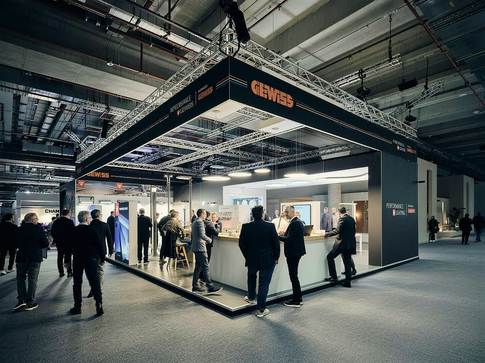 Messestand einer Lichtmesse, Foto von VYSUALIZED