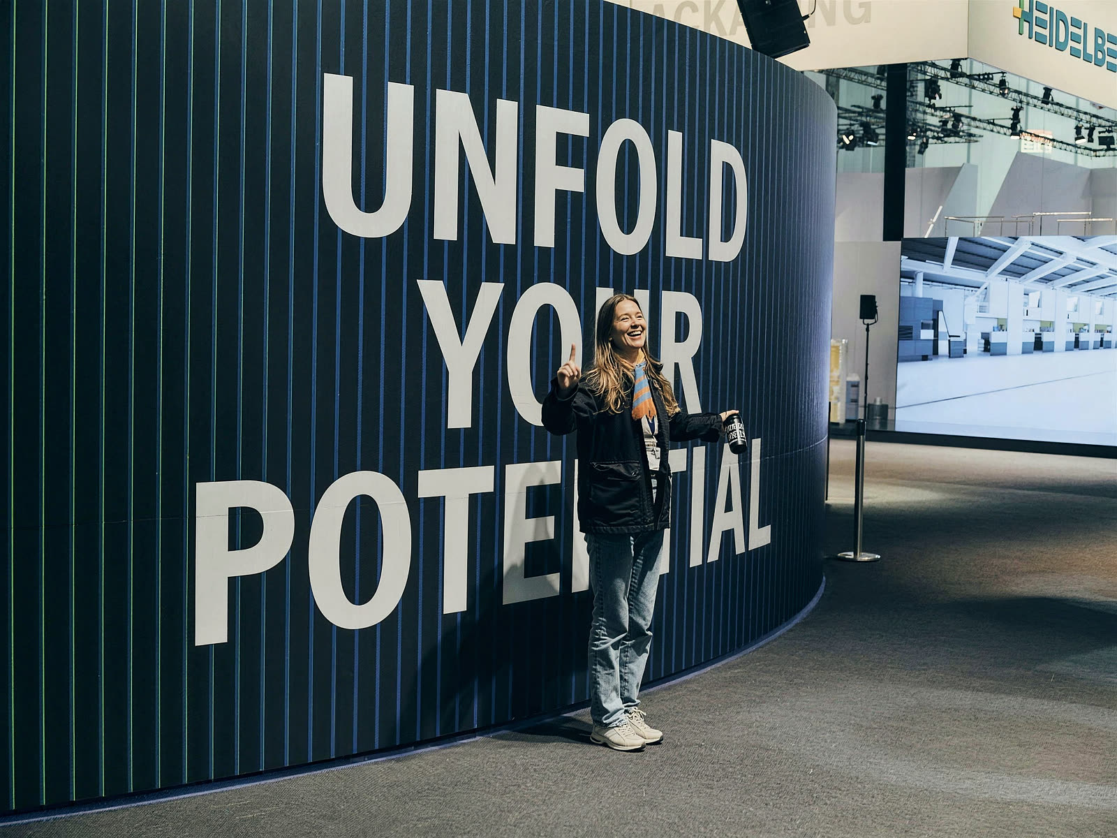 Messestand und Pressekonferenz auf der Druckmesse, Foto von VYSUALIZED