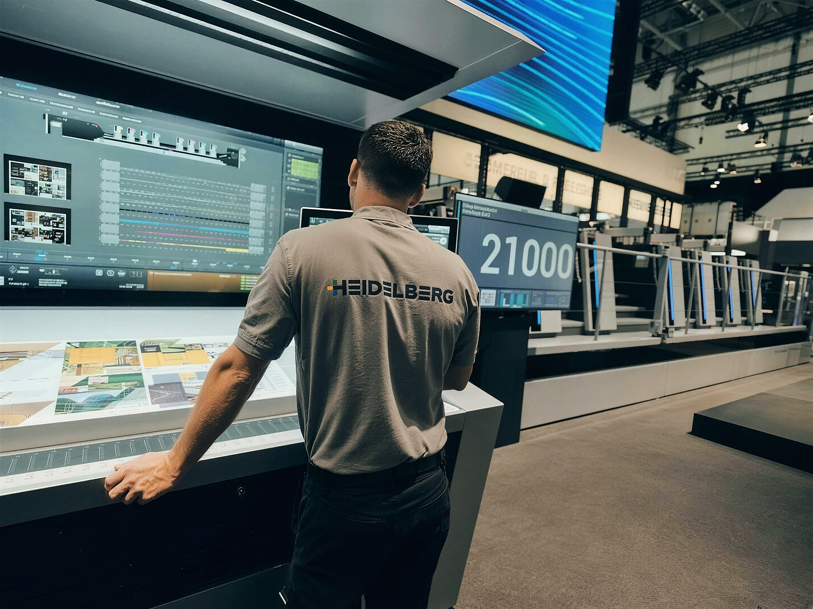 Messestand und Pressekonferenz auf der Druckmesse, Foto von VYSUALIZED