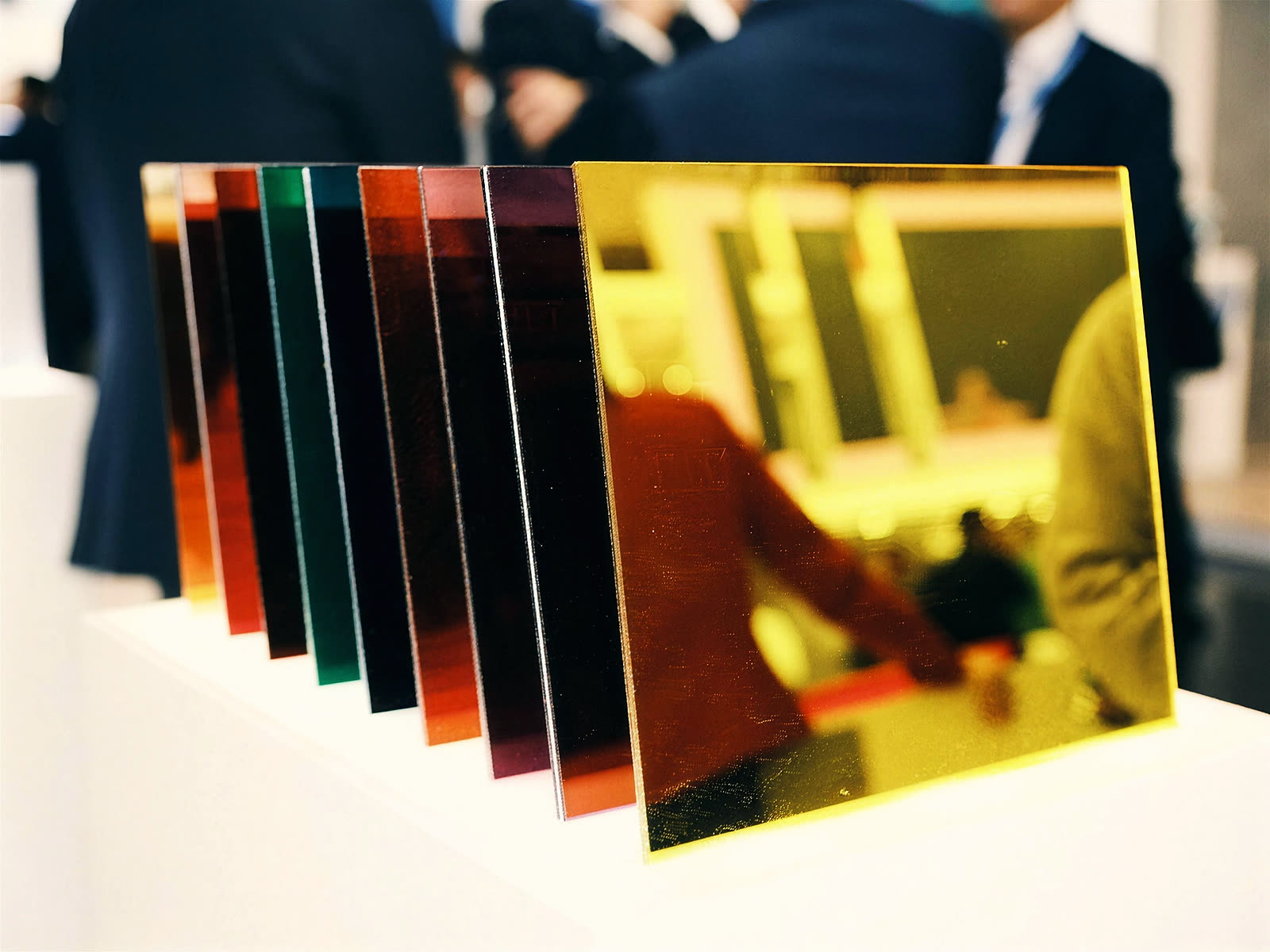 Messestand auf der Kunststoffmesse, Foto von VYSUALIZED