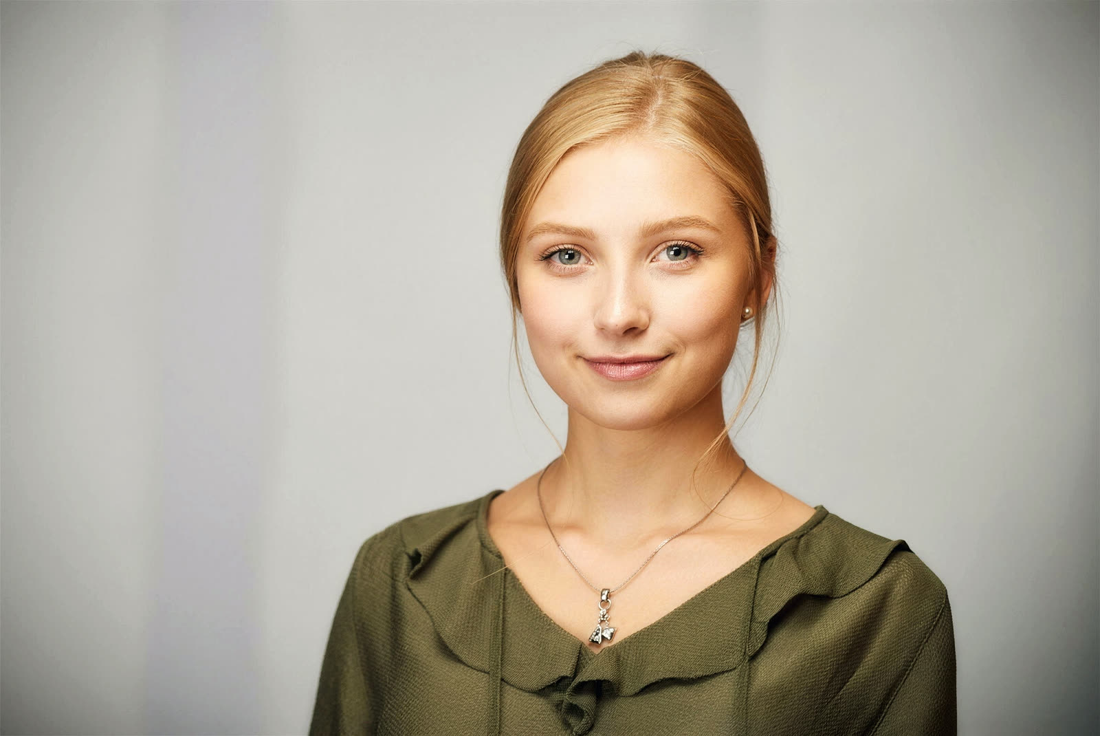 Business-Portrait einer jungen Frau