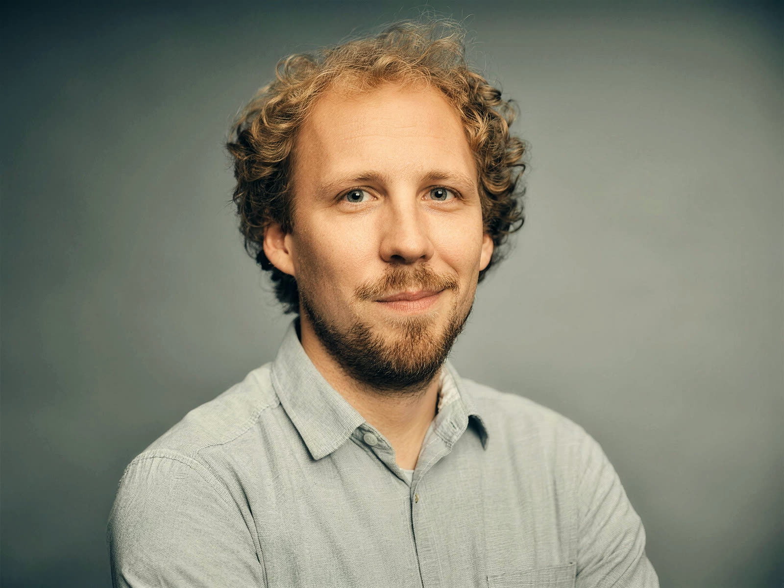 Business-Portrait, fotografiert von VYSUALIZED