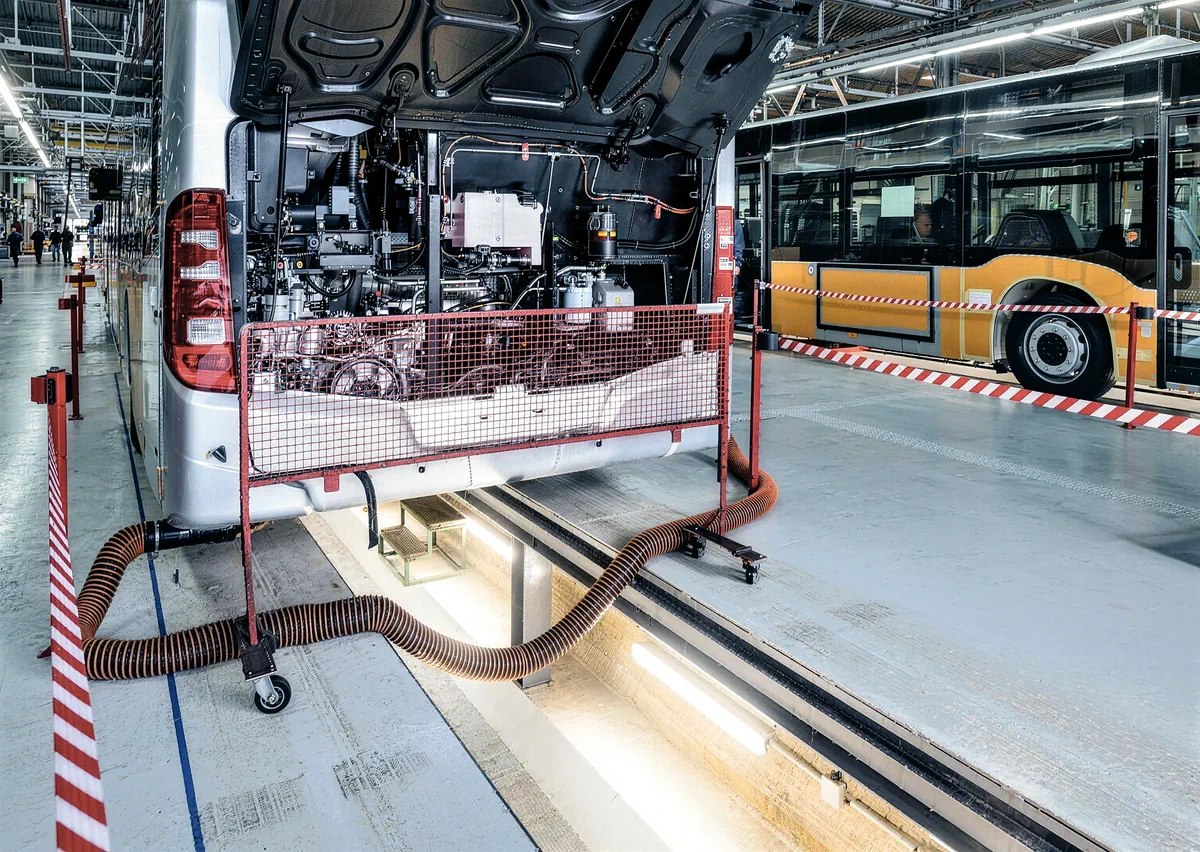 Daimler EvoBus, Industrie, Ligny-en-Barrois, Frankreich: Bild 4